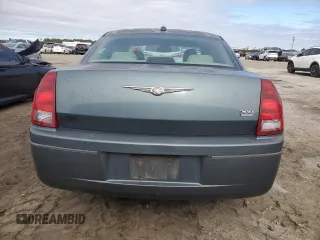 2005 Chrysler 300 with VIN 2C3JA53G65H651700, listed as a Copart auction lot 41861225 with 247,771 mi miles and Salvage Title. Bid and sale history available at carsss.com. Image 6.