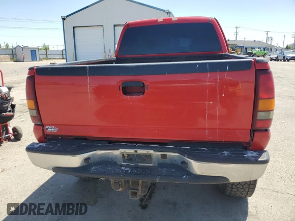 2004 GMC Sierra 2500HD SLE z VIN 1GTHK23U64F237540, wystawiony jako Copart lot #56129875 z przebiegiem 296 217 mil mil oraz Szkoda całkowita • Salvage title. Historia ofert i sprzedaży dostępna na DreamBid. Obrazek 6.