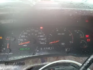 2002 Ford F-350 XL z VIN 1FTWX33FX2EB85896, wystawiony jako Copart lot #58554815 z przebiegiem 286 347 mil mil oraz Szkoda całkowita • Salvage title. Historia ofert i sprzedaży dostępna na DreamBid. Obrazek 9.