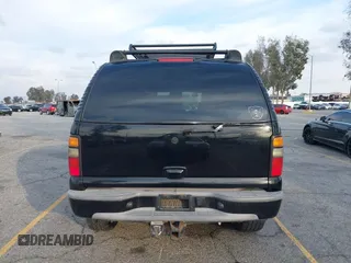 2004 Chevrolet Tahoe LS with VIN 1GNEK13T64R265302, listed as a IAAI auction lot 41445237 with 242,840 mi miles. Bid and sale history available at carsss.com. Image 16.
