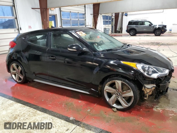2013 Hyundai Veloster Turbo w/Black Int with VIN KMHTC6AE8DU137456, listed as a Copart auction lot 86293394 with 113,060 mi miles and Salvage Title. Bid and sale history available at carsss.com. Image 4.
