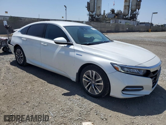 2019 Honda Accord with VIN 1HGCV3F10KA019954, listed as a Copart auction lot 61777195 with 47,709 mi miles and Salvage title. Bid and sale history available at DreamBid. Image 4.