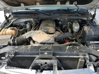 2004 Chevrolet Tahoe LS z VIN 1GNEC13V84R288076, wystawiony jako Copart lot #58320985 z przebiegiem 263 726 mil mil oraz Szkoda całkowita • Salvage title. Historia ofert i sprzedaży dostępna na DreamBid. Obrazek 11.