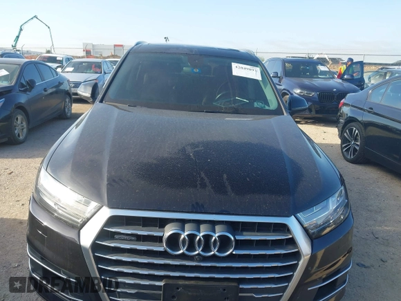 2018 Audi Q7 Premium Plus z VIN WA1LAAF75JD054810, wystawiony jako IAAI lot #42049892 z przebiegiem 43 297 mil mil oraz . Historia ofert i sprzedaży dostępna na DreamBid. Obrazek 6.