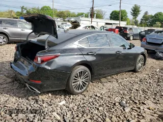 2023 Lexus ES 350 z VIN 58ADZ1B1XPU140762, wystawiony jako Copart lot #55500755 z przebiegiem 116 328 mil mil oraz Szkoda całkowita • Salvage title. Historia ofert i sprzedaży dostępna na DreamBid. Obrazek 3.