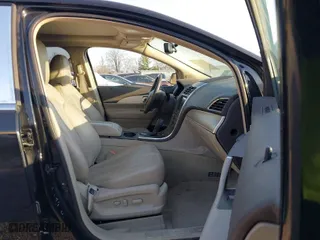 2011 Lincoln MKX with VIN 2LMDJ6JK5BBJ24235, listed as a IAAI auction lot 41781097 with 190,307 mi miles. Bid and sale history available at carsss.com. Image 5.