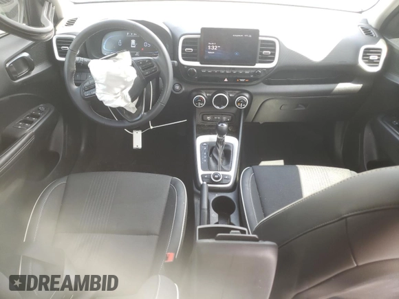 2024 Hyundai Venue Limited with VIN KMHRC8A39RU328167, listed as a Copart auction lot 51898845 with 4,256 mi miles and Salvage Title. Bid and sale history available at DreamBid. Image 8.