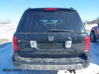 2004 Honda Pilot EX with VIN 2HKYF18544H574133, listed as a IAAI auction lot 41415703 with 217,539 mi miles. Bid and sale history available at carsss.com. Image 16.