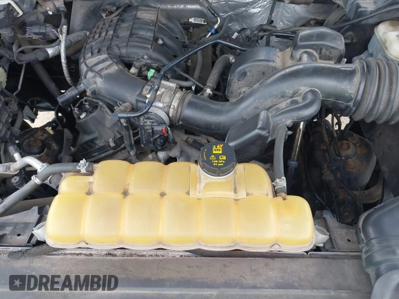 2015 Ford F-150 XLT with VIN 1FTEW1E8XFFB58716, listed as a IAAI auction lot 41854120 with 181,529 mi miles and . Bid and sale history available at DreamBid. Image 10.