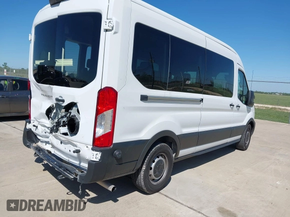2024 Ford Transit Passenger XL z VIN 1FBAX2C81RKA68648, wystawiony jako IAAI lot #41980956 z przebiegiem 11 942 mil mil oraz . Historia ofert i sprzedaży dostępna na DreamBid. Obrazek 4.