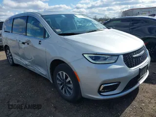 2023 Chrysler Pacifica Hybrid Limited with VIN 2C4RC1S78PR551260, listed as a IAAI auction lot 41992752 with 55,136 mi miles and . Bid and sale history available at DreamBid. Image 1.