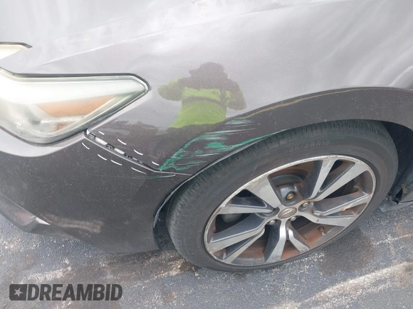 2017 Nissan Maxima SL with VIN 1N4AA6AP0HC367139, listed as a IAAI auction lot 42754080 with 142,731 mi miles and . Bid and sale history available at DreamBid. Image 18.