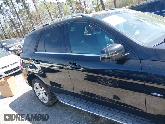 2012 Mercedes-Benz M 350 with VIN 4JGDA2EB1CA001561, listed as a IAAI auction lot 41940464 with 150,140 mi miles and . Bid and sale history available at DreamBid. Image 13.