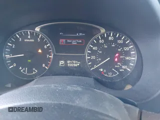 2015 Nissan Altima 2.5 S with VIN 1N4AL3APXFN371256, listed as a IAAI auction lot 41993912 with 184,754 mi miles. Bid and sale history available at carsss.com. Image 7.
