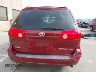 2009 Toyota Sienna XLE with VIN 5TDZK22C29S261516, listed as a IAAI auction lot 41831006 with 147,667 mi miles. Bid and sale history available at carsss.com. Image 6.