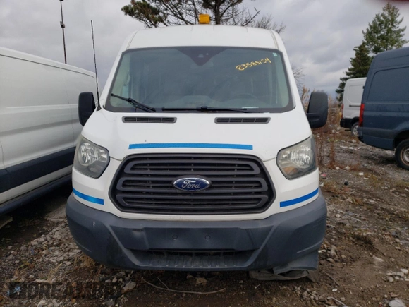 2017 Ford Transit XL z VIN 1FBAX2CM1HKA49433, wystawiony jako Copart lot #83585154 z przebiegiem 85 131 mil mil oraz Czysty tytuł • Clean title. Historia ofert i sprzedaży dostępna na DreamBid. Obrazek 5.