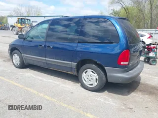 2000 Dodge Caravan SE with VIN 2B4GP45G3YR703761, listed as a IAAI auction lot 42106115 with 121,870 mi miles and . Bid and sale history available at carsss.com. Image 3.