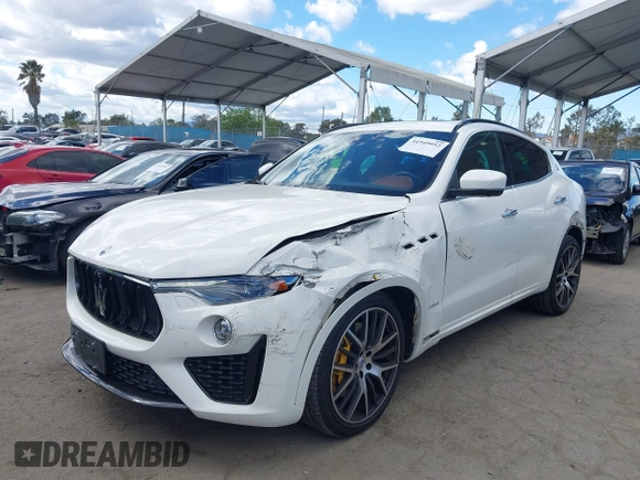 2019 Maserati Levante S with VIN ZN661YUS1KX318915, listed as a IAAI auction lot 41949952 with 74,355 mi miles. Bid and sale history available at carsss.com. Image 17.