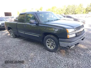2005 Chevrolet Silverado 1500 LS z VIN 2GCEC19V551250024, wystawiony jako IAAI lot #42357909 z przebiegiem 166 305 mil mil oraz . Historia ofert i sprzedaży dostępna na DreamBid. Obrazek 1.