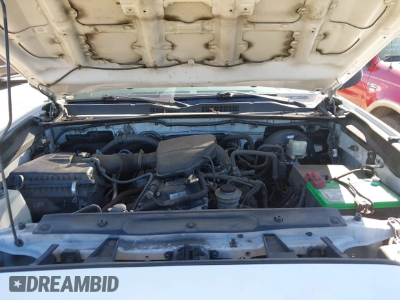 2017 Toyota Tacoma SR z VIN 5TFRX5GN8HX092723, wystawiony jako IAAI lot #41862331 z przebiegiem 114 772 mil mil oraz . Historia ofert i sprzedaży dostępna na DreamBid. Obrazek 10.
