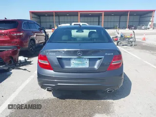2013 Mercedes-Benz C-Class C 300 Sport with VIN WDDGF8AB4DR270366, listed as a IAAI auction lot 41964712 with 164,398 mi miles. Bid and sale history available at carsss.com. Image 16.