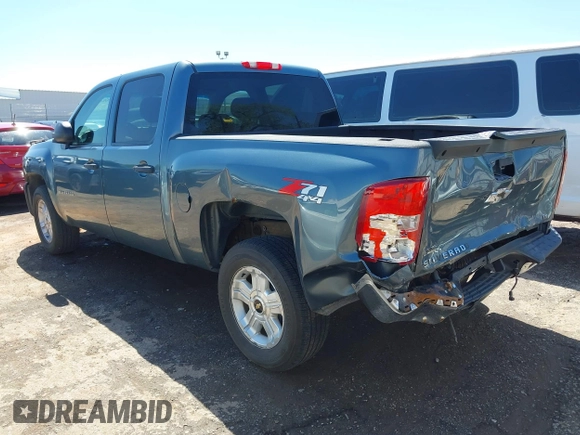2011 Chevrolet Silverado 1500 LT with VIN 3GCPKSE3XBG265420, listed as a IAAI auction lot 42077697 with 267,658 mi miles and . Bid and sale history available at DreamBid. Image 3.