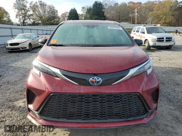 2024 Toyota Sienna XSE with VIN 5TDXSKFC4RS112915, listed as a Copart auction lot 82203294 with 0 mi miles and Salvage Title. Bid and sale history available at carsss.com. Image 5.