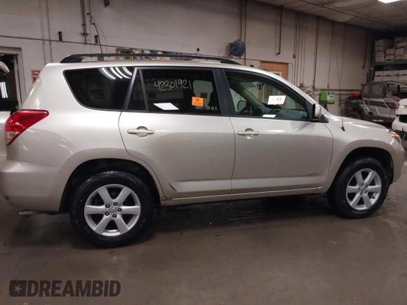 2006 Toyota RAV4 Limited z VIN JTMZD31VX66009253, wystawiony jako IAAI lot #42301921 z przebiegiem 226 000 mil mil oraz . Historia ofert i sprzedaży dostępna na DreamBid. Obrazek 13.