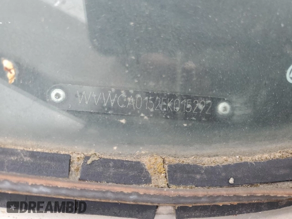 1984 Volkswagen Rabbit z VIN WVWCA0152EK015292, wystawiony jako Copart lot #55503315 z przebiegiem 216 970 mil mil oraz Tytuł czysty. Historia ofert i sprzedaży dostępna na DreamBid. Obrazek 12.