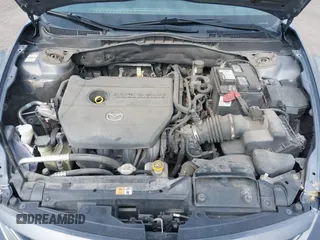 2011 Mazda Mazda6 i Sport with VIN 1YVHZ8BH3B5M07854, listed as a IAAI auction lot 41780621 with 175,036 mi miles. Bid and sale history available at carsss.com. Image 10.