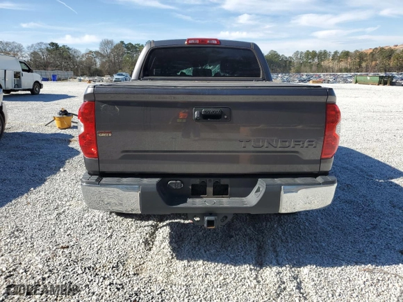2017 Toyota Tundra 4WD SR5 with VIN 5TFDW5F17HX659273, listed as a Copart auction lot 45981595 with 0 mi miles and Salvage Title. Bid and sale history available at carsss.com. Image 6.