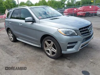 2013 Mercedes-Benz M 550 with VIN 4JGDA7DBXDA195653, listed as a IAAI auction lot 42261856 with 191,810 mi miles and . Bid and sale history available at DreamBid. Image 1.