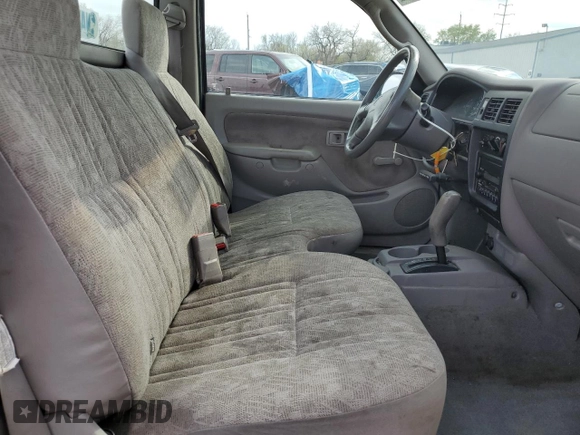 2004 Toyota Tacoma z VIN 5TENL42N34Z452222, wystawiony jako Copart lot #52334205 z przebiegiem 122 503 mil mil oraz Szkoda całkowita • Salvage title. Historia ofert i sprzedaży dostępna na DreamBid. Obrazek 10.