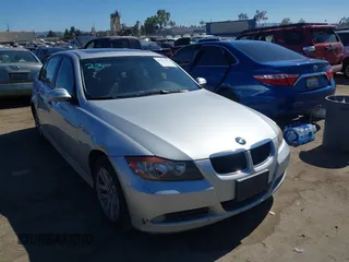 2007 BMW 3 Series 328i with VIN WBAVC53537FZ80538, listed as a IAAI auction lot 42675956 with 235,056 mi miles and . Bid and sale history available at DreamBid. Image 1.