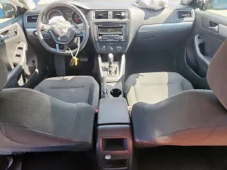 2015 Volkswagen Jetta SE with VIN 3VWD17AJ7FM272661, listed as a Copart auction lot 61285255 with 113,334 mi miles and Salvage title. Bid and sale history available at DreamBid. Image 8.