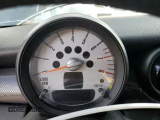 2014 MINI Clubman S z VIN WMWZG3C54ET800590, wystawiony jako Copart lot #85596224 z przebiegiem Nie podano mil oraz Szkoda całkowita • Salvage title. Historia ofert i sprzedaży dostępna na DreamBid. Obrazek 9.