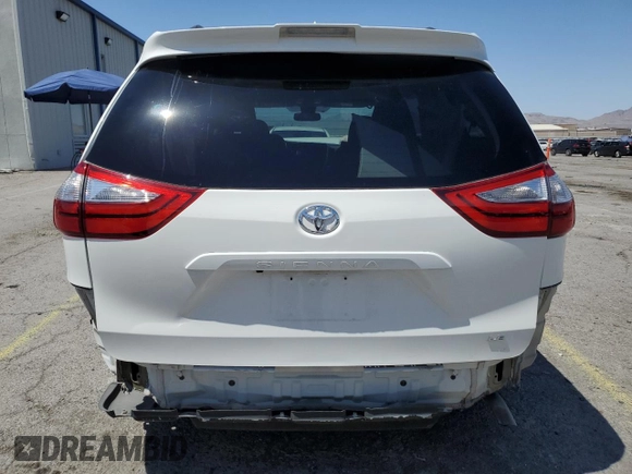 2018 Toyota Sienna LE Auto Access Seat with VIN 5TDKZ3DC4JS920443, listed as a Copart auction lot 58935935 with 128,045 mi miles and Salvage title. Bid and sale history available at DreamBid. Image 6.
