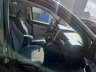 2007 Jeep Compass Sport with VIN 1J8FF47W57D122584, listed as a Copart auction lot 48618505 with 130,171 mi miles and Clean Title. Bid and sale history available at carsss.com. Image 5.