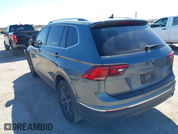 2023 Volkswagen Tiguan SE with VIN 3VV3B7AX5PM142378, listed as a IAAI auction lot 41835204 with 13,670 mi miles and . Bid and sale history available at DreamBid. Image 3.