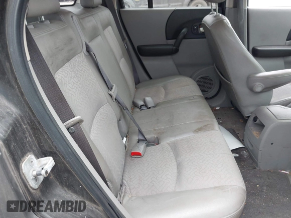 2004 Saturn VUE V6 with VIN 5GZCZ53414S820661, listed as a IAAI auction lot 42023074 with 176,339 mi miles. Bid and sale history available at carsss.com. Image 8.