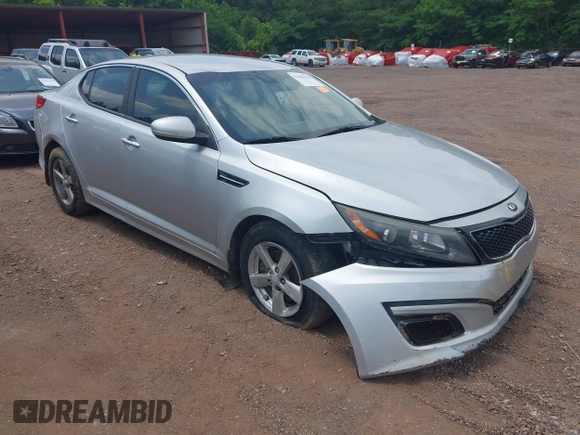 2015 Kia Optima LX z VIN 5XXGM4A70FG385024, wystawiony jako IAAI lot #42256238 z przebiegiem 162 395 mil mil oraz . Historia ofert i sprzedaży dostępna na DreamBid. Obrazek 1.
