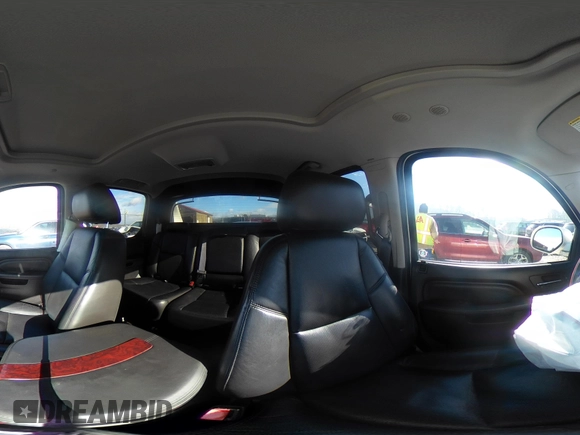 2011 Cadillac Escalade EXT Luxury with VIN 3GYT4MEF3BG221610, listed as a IAAI auction lot 40902182 with 81,580 mi miles. Bid and sale history available at carsss.com. Image 19.
