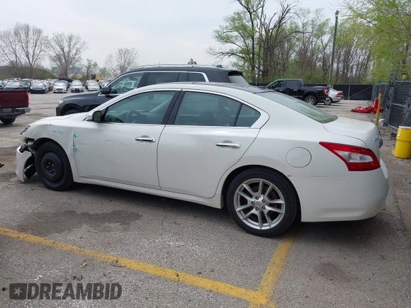2009 Nissan Maxima SV with VIN 1N4AA51E29C820235, listed as a IAAI auction lot 41993341 with 257,741 mi miles and . Bid and sale history available at DreamBid. Image 14.