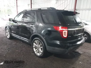 2011 Ford Explorer XLT z VIN 1FMHK7D85BGA91309, wystawiony jako IAAI lot #42322670 z przebiegiem 260 286 mil mil oraz . Historia ofert i sprzedaży dostępna na DreamBid. Obrazek 3.