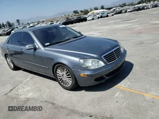 2005 Mercedes-Benz S 430 z VIN WDBNG70J15A451750, wystawiony jako Copart lot #58268095 z przebiegiem 129 776 mil mil oraz Szkoda całkowita • Salvage title. Historia ofert i sprzedaży dostępna na DreamBid. Obrazek 13.