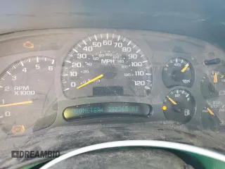 2003 Chevrolet Silverado 1500 with VIN 2GCEC19V031109634, listed as a Copart auction lot 70413734 with 392,365 mi miles and Salvage Title. Bid and sale history available at carsss.com. Image 9.