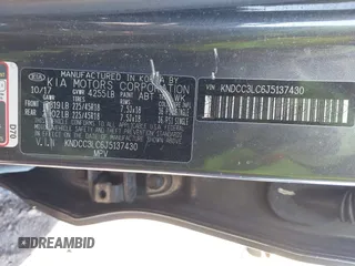 2018 Kia Niro EX with VIN KNDCC3LC6J5137430, listed as a IAAI auction lot 41804509 with 139,140 mi miles. Bid and sale history available at carsss.com. Image 9.