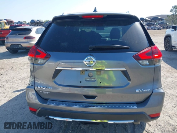 2018 Nissan Rogue SV with VIN KNMAT2MV0JP615928, listed as a IAAI auction lot 42103676 with 38,999 mi miles. Bid and sale history available at carsss.com. Image 16.