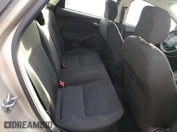 2018 Ford Focus SE with VIN 1FADP3F24JL327269, listed as a Copart auction lot 81620043 with 82,844 mi miles and Salvage Title. Bid and sale history available at carsss.com. Image 10.