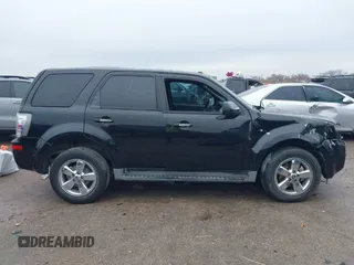 2011 Mercury Mariner Premier с VIN 4M2CN8HG9BKJ03188, выставлен на аукционе IAAI как лот 41008214 с пробегом 182 870 миль миль и . История ставок и продаж доступна на DreamBid. Изображение 13.